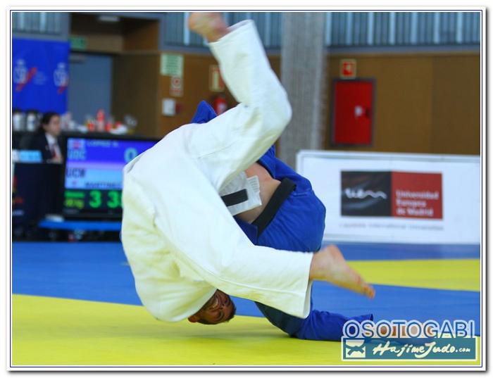 CEU2011 900083